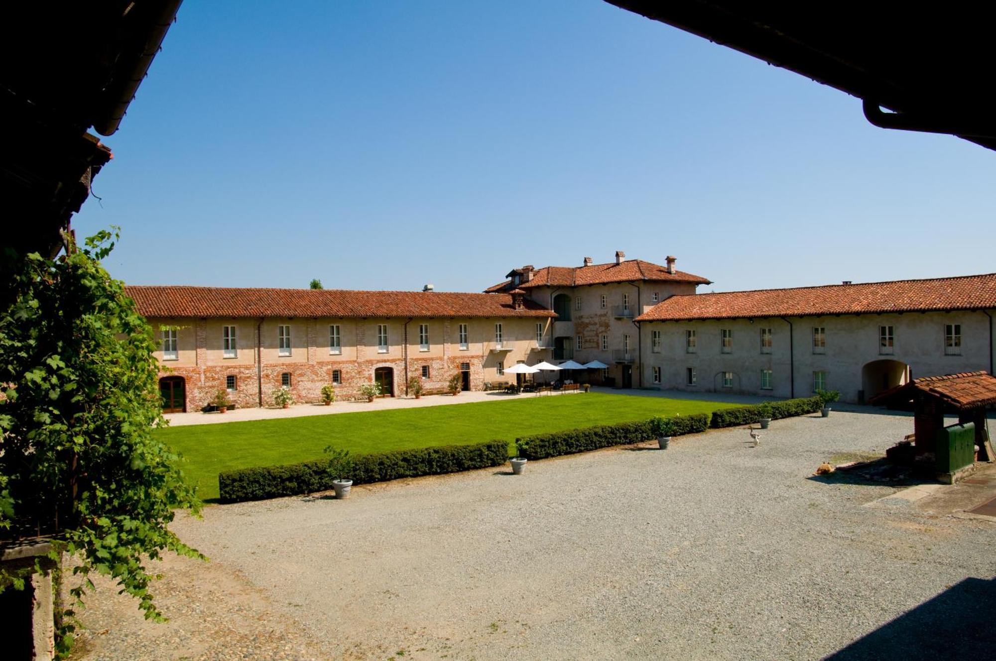 Agriturismo Camisassi Saluzzo Luaran gambar